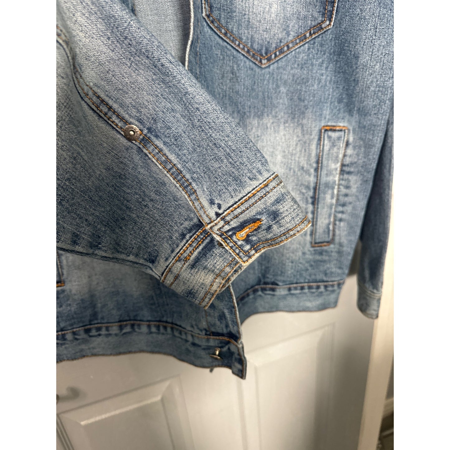 Mens XL Delf Jean Jacket Distressed Denim 100% Cotton Button-Front