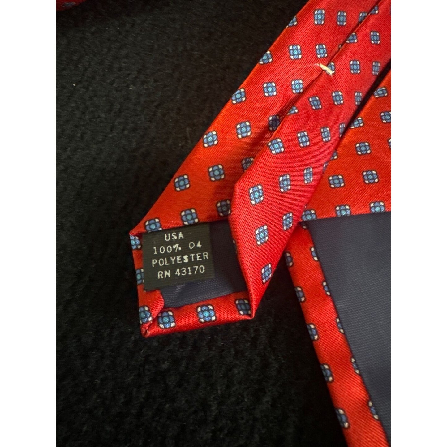 Van Heusen Men's Red Geometric Classic Collection Tie 100% Polyester
