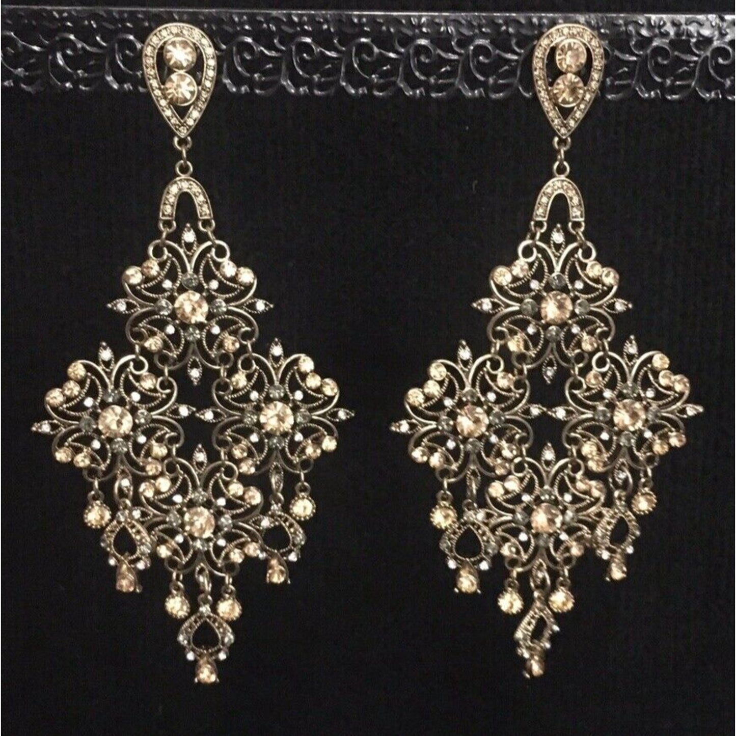 Rhinestone Chandelier Gold Tone Dangle Earrings 6"x3" Sparkle Gemstone Jewelry
