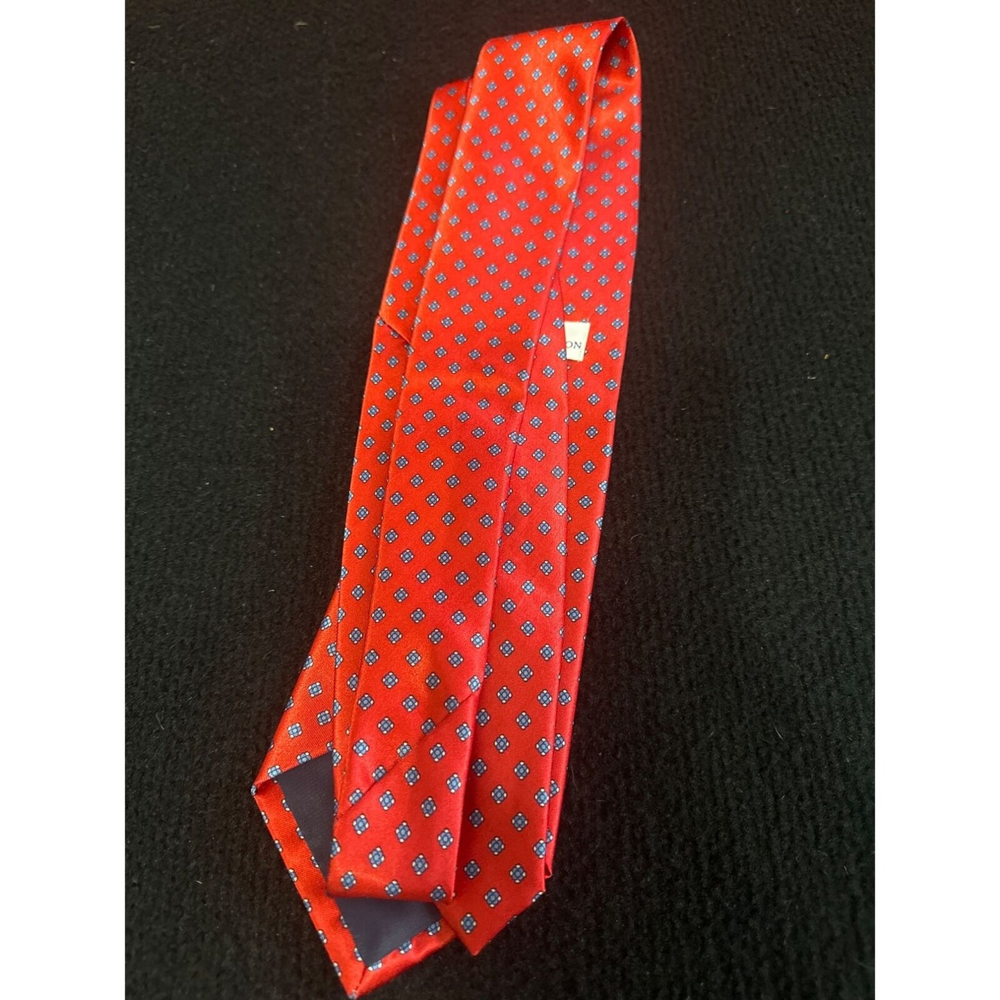Van Heusen Men's Red Geometric Classic Collection Tie 100% Polyester