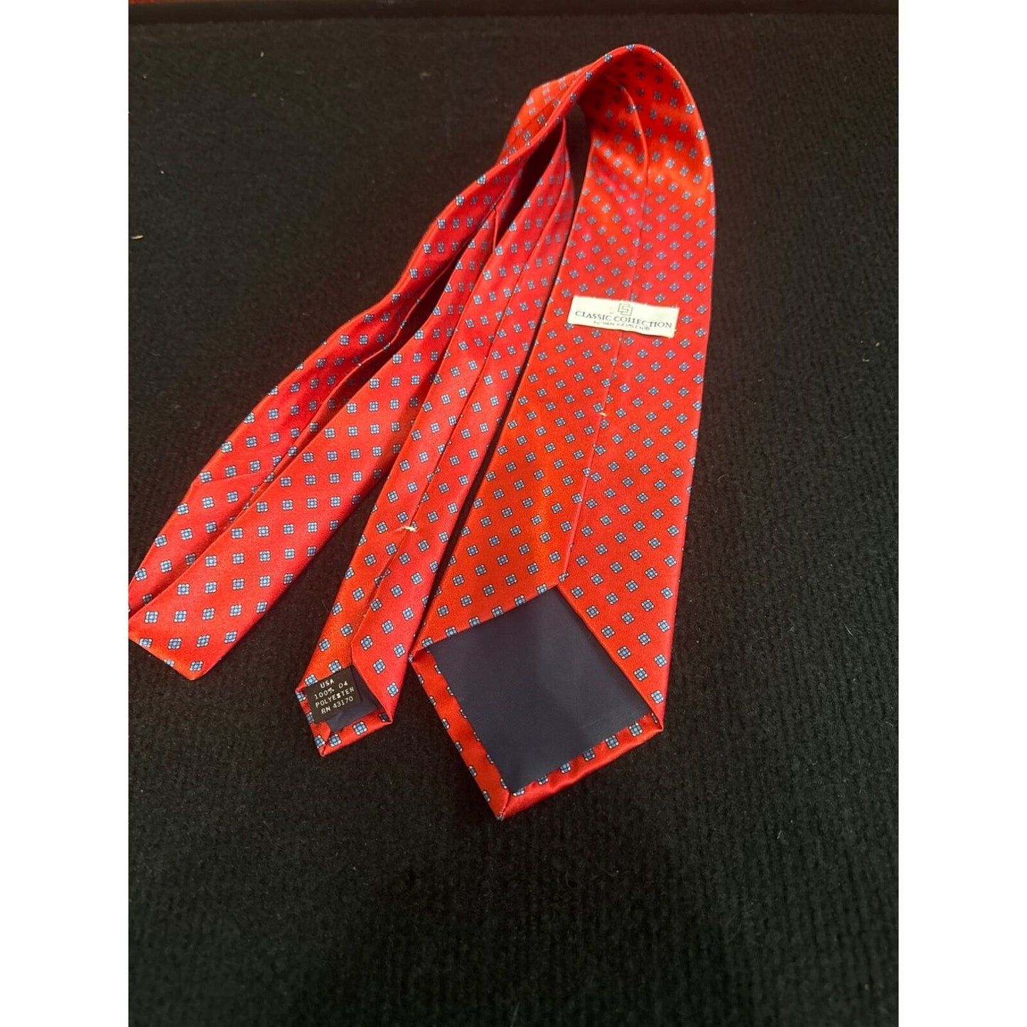 Van Heusen Men's Red Geometric Classic Collection Tie 100% Polyester